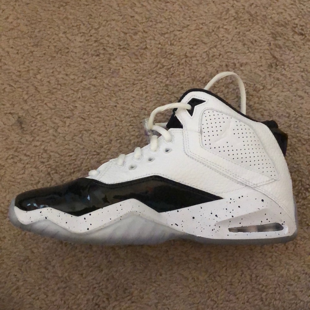 Jordan sneakers - Picture 4 of 4
